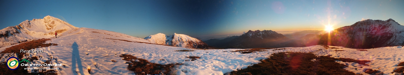 65 Panoramica al tramonto...dall'Arera al Menna .jpg